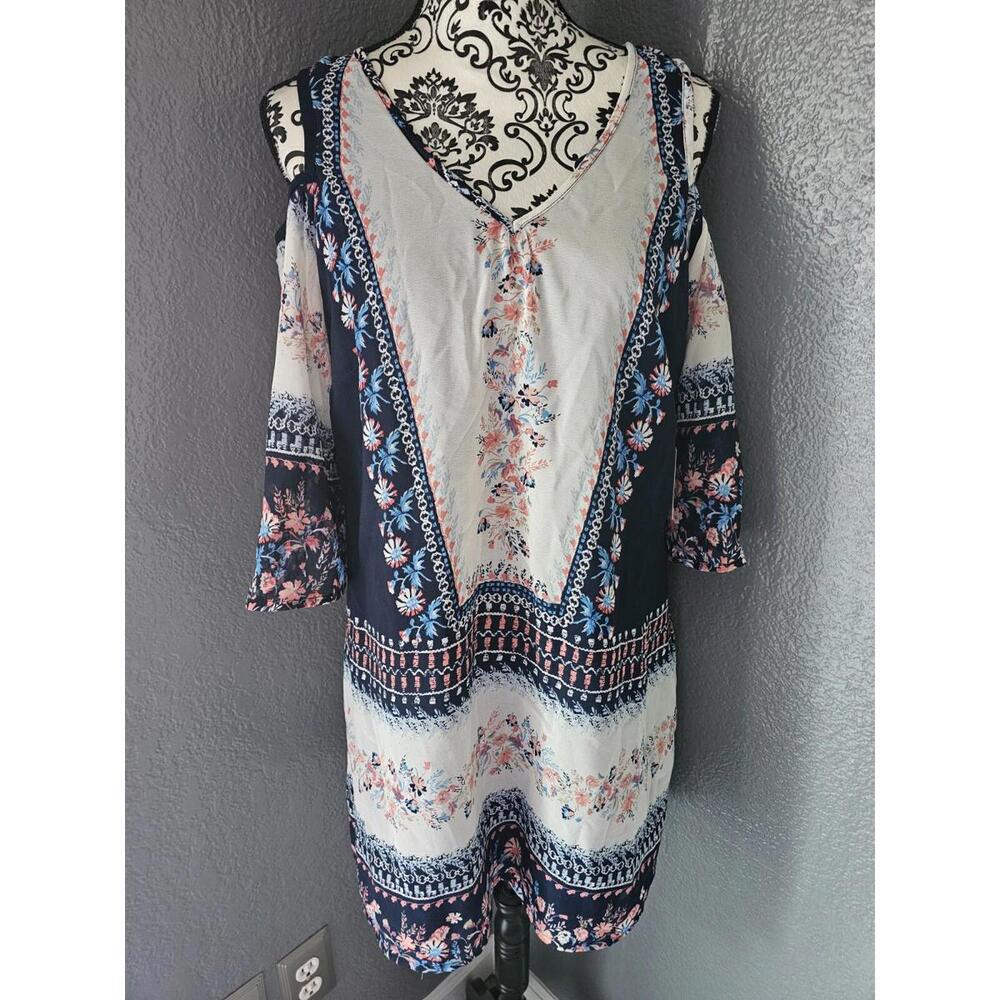 BNWT New Woman's Go Coco Short Dress Cold Shoulders Size Large Floral Layered